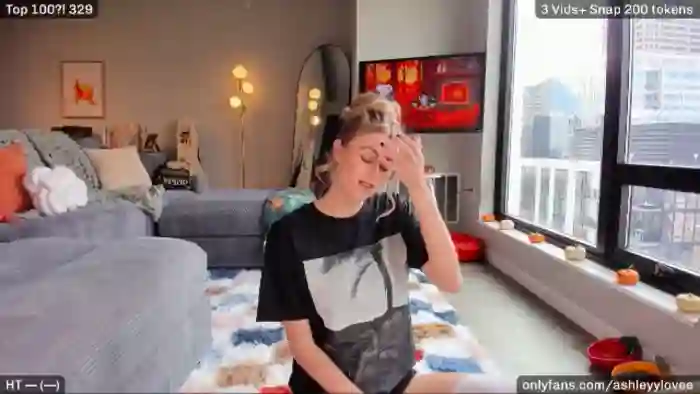 AshleyyLovee