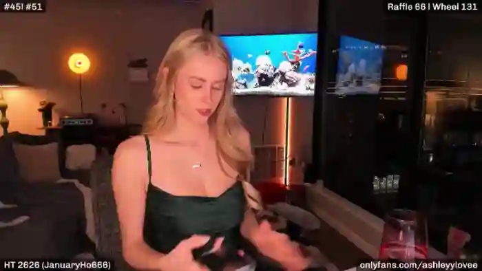 AshleyyLovee