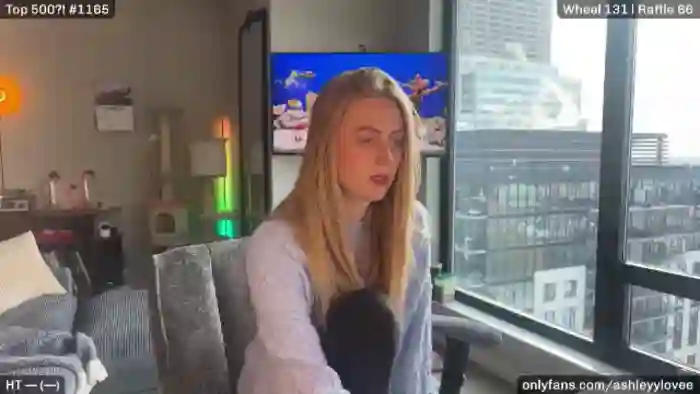 AshleyyLovee