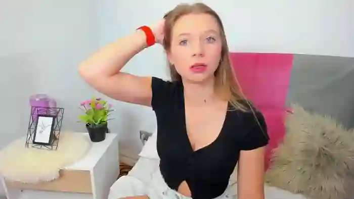 Lucy100