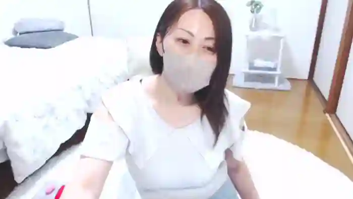 qoMOCOoq