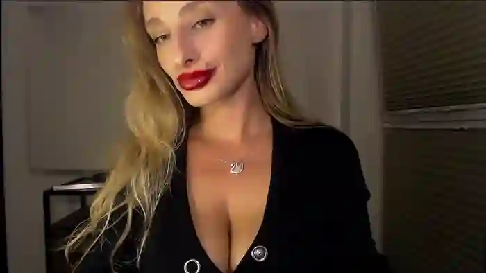 MarilynAlone