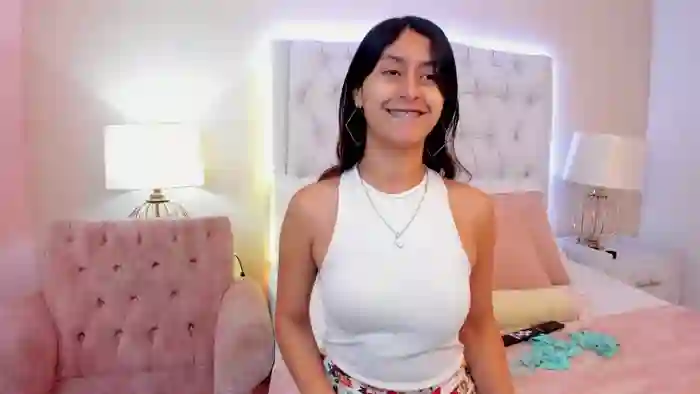 MiaLewis