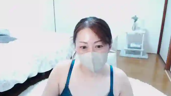 qoMOCOoq