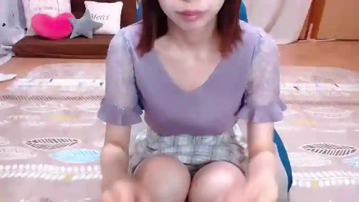 gqMOMOgq