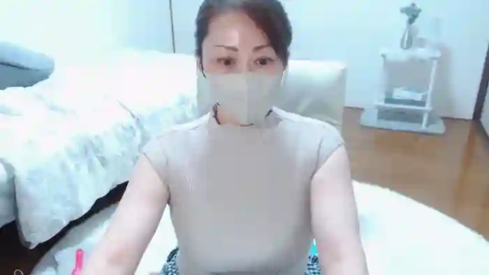 qoMOCOoq