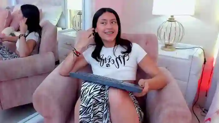 MiaLewis