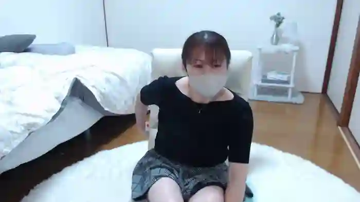 qoMOCOoq