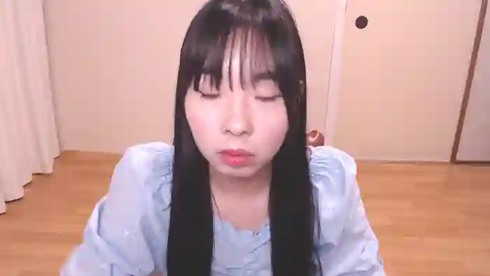 ccMIKUoo