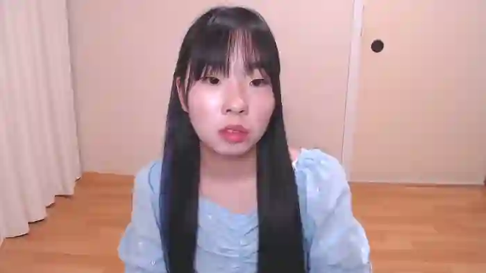 ccMIKUoo