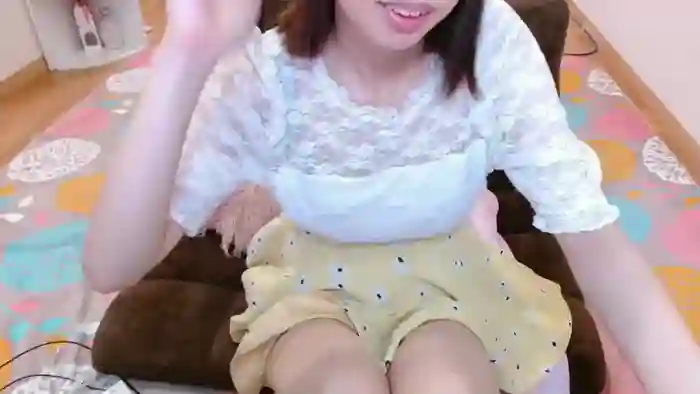 gqMOMOgq