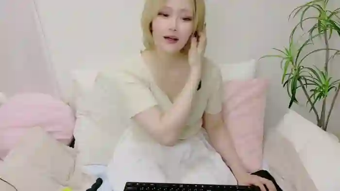YUIxxz