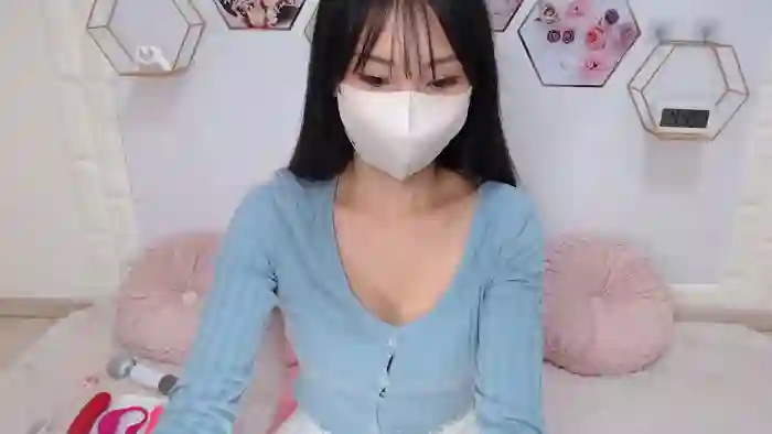 znnMEGUuuz