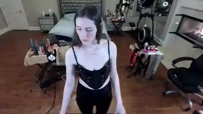 lucy_aura