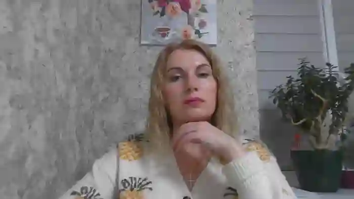 AngelicaRose33