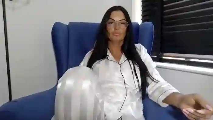 BellaVixen23