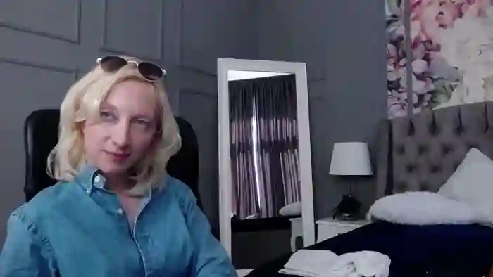 NatalieXBitton