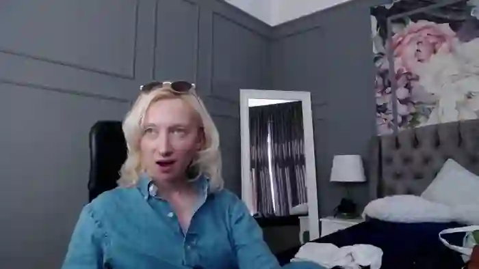 NatalieXBitton
