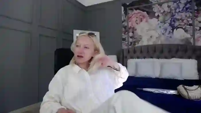 NatalieXBitton