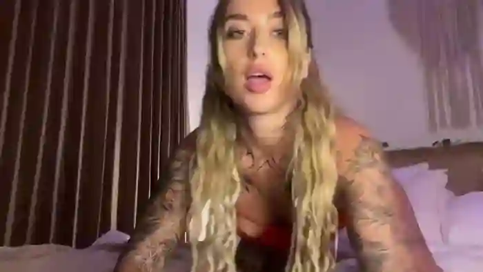 Anastasia_smallbutspicy