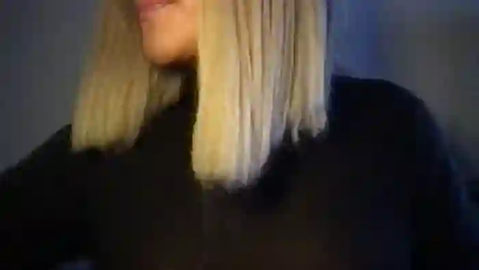 MistressLouUK