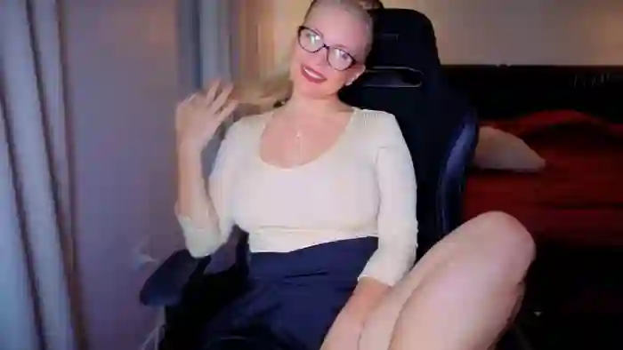 MsLindsayDevis
