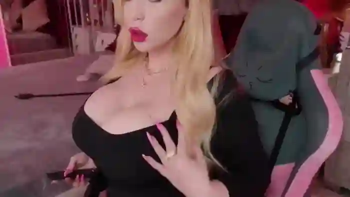 Alpha_Goddess