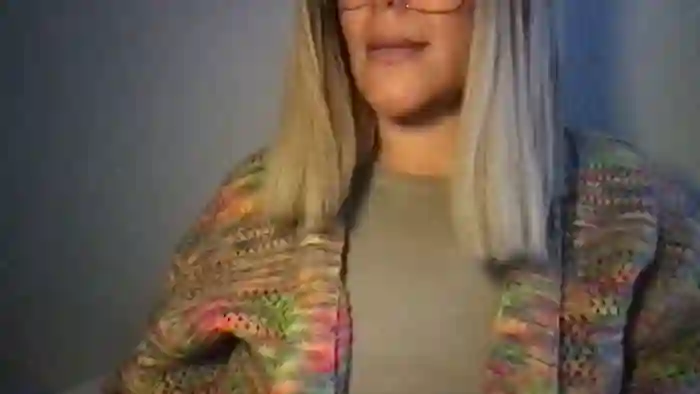MistressLouUK