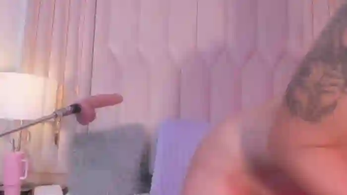 Tara_Red