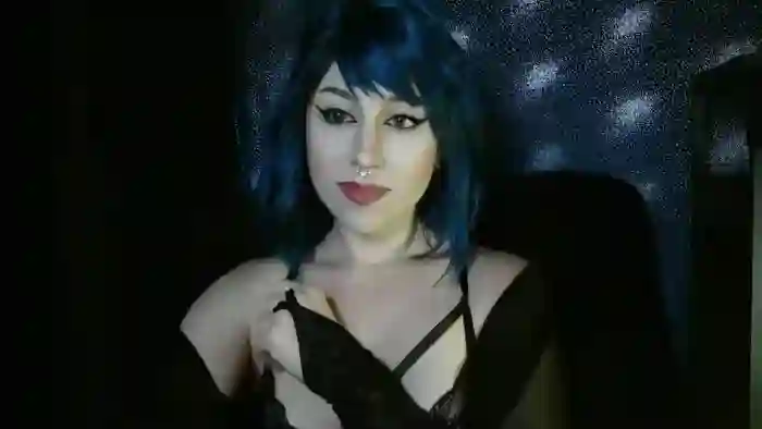 MissVikkiBlue