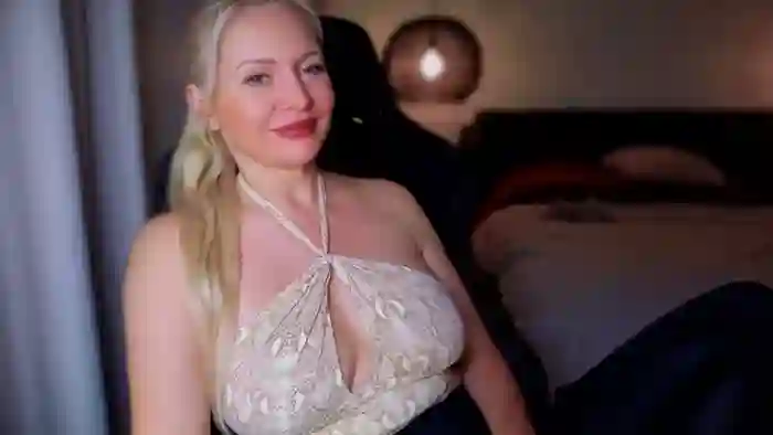 MsLindsayDevis