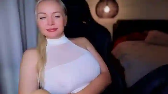 MsLindsayDevis