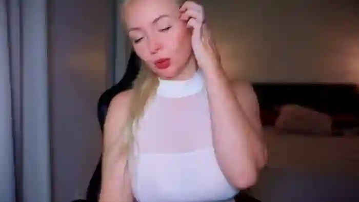 MsLindsayDevis