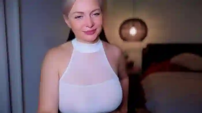 MsLindsayDevis