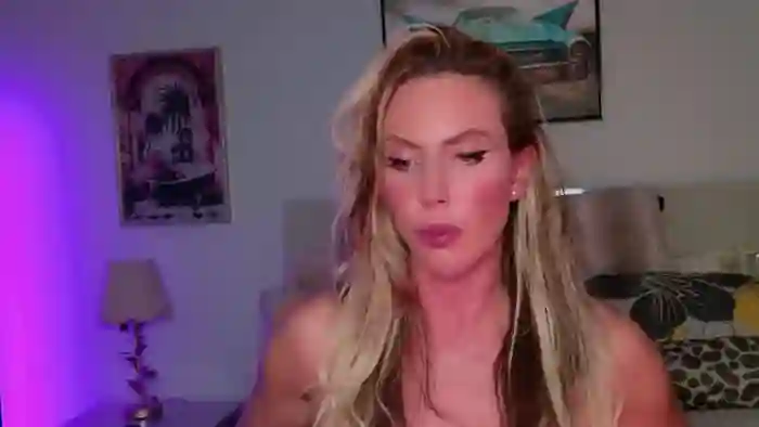 LolaSky69
