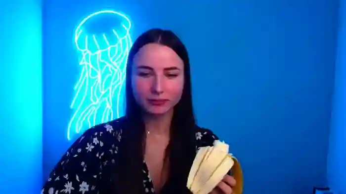 Scarlett_Wonder