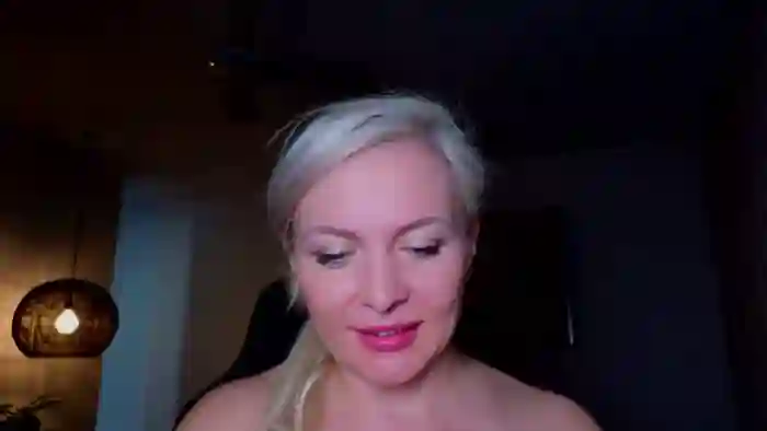MsLindsayDevis