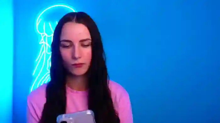 Scarlett_Wonder