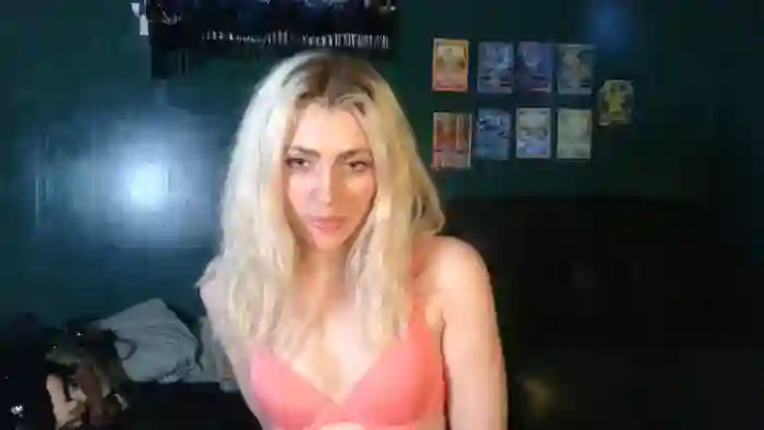 AlexMarieXOXO