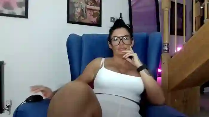 BellaVixen23