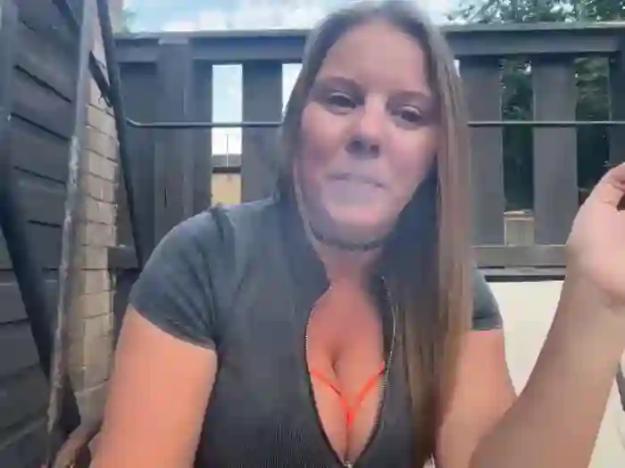 BustyMollyy