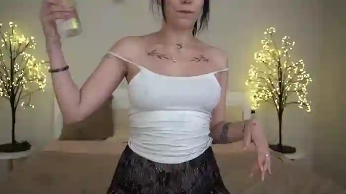NikkiGoldX