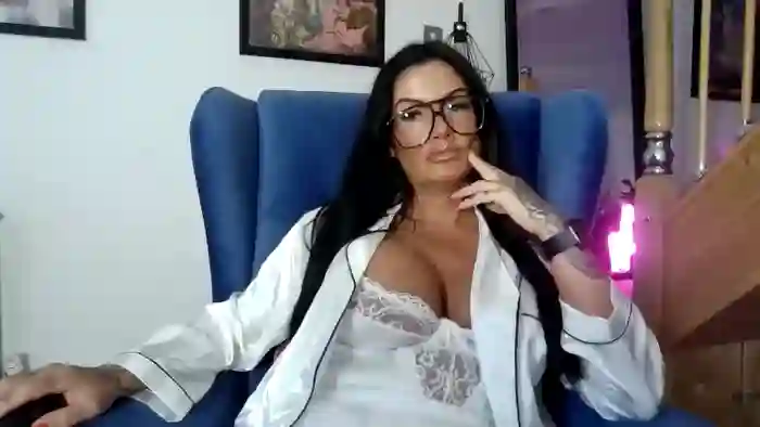 BellaVixen23