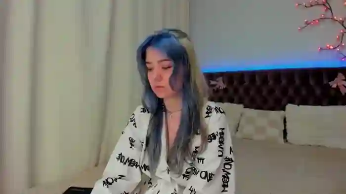 EllaMyerss
