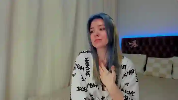 EllaMyerss