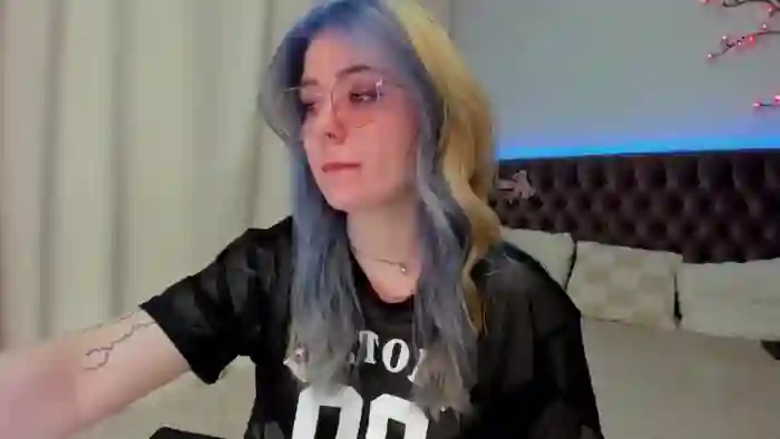EllaMyerss