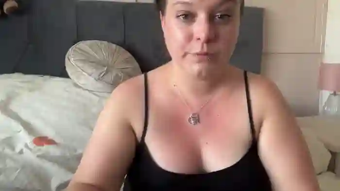 NaughtyWifeUK