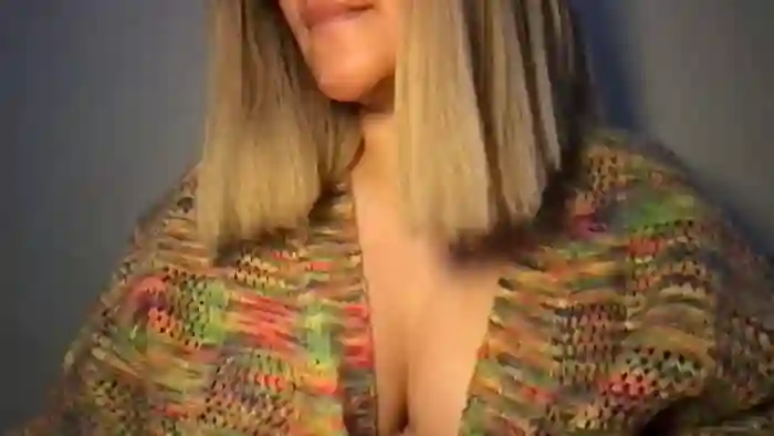 MistressLouUK
