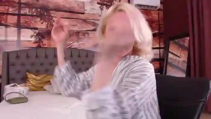 NatalieXBitton