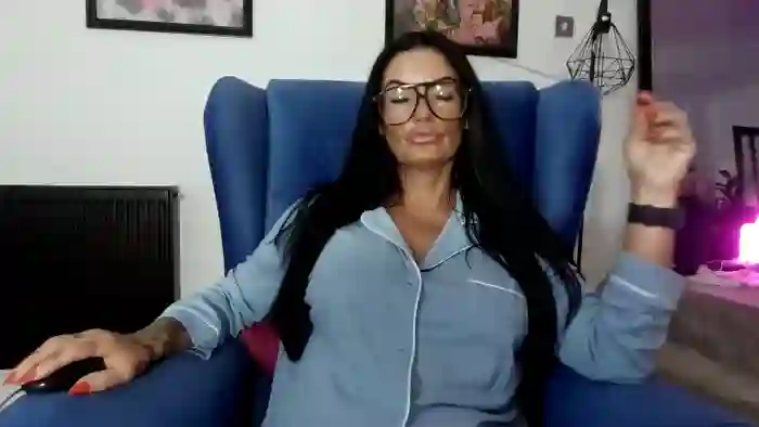 BellaVixen23